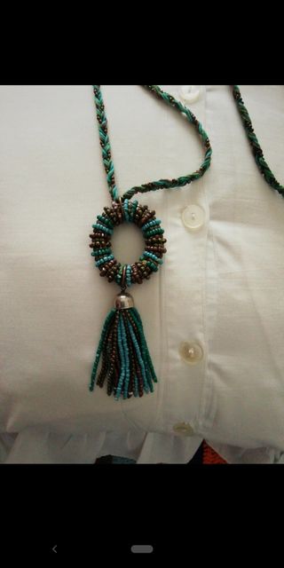 Collar Sfera turquesa-marrón