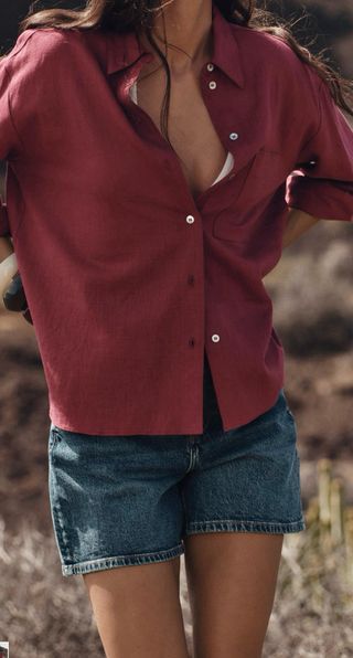 Camisa granate oversize lino zara