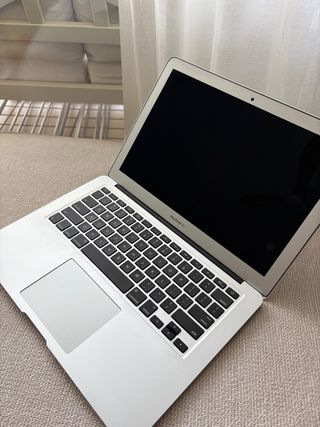 MacBook Air 13” 2018 Plata 