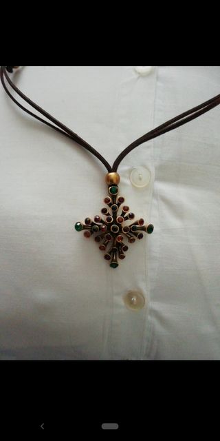 Collar cruz multicolor