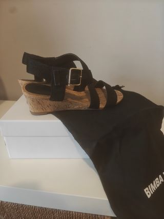 Sandalias Bimba y Lola negras