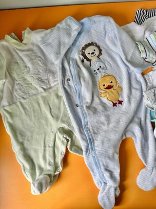 Lotto abbigliamento bambino 1 mese autunno inverno