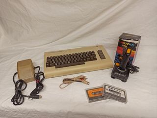 Commodore 64 G completo funzionante 
