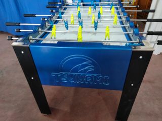 Instalación de billares y futbolines en bares.