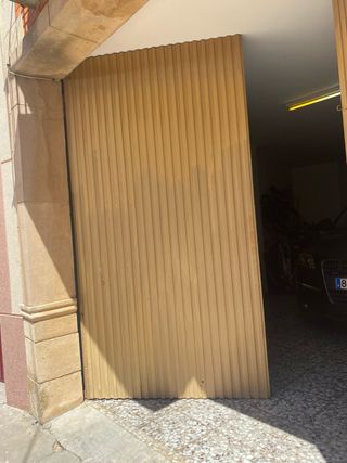 Puertas garaje metálicas 2,81x3m 
