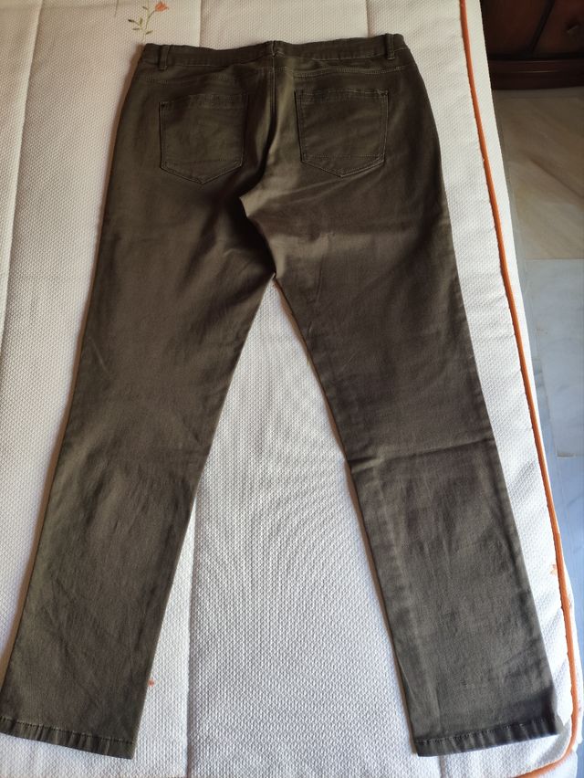 Pantalón Verde de loneta