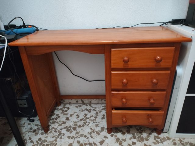 Escritorio madera maciza 4 cajones