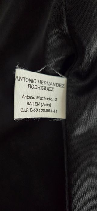 Vestido fiesta gris oscuro bordado