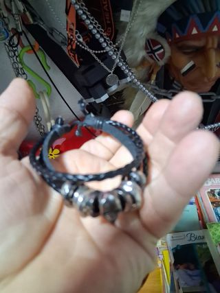 Pulsera Calavera - Cuero Negro