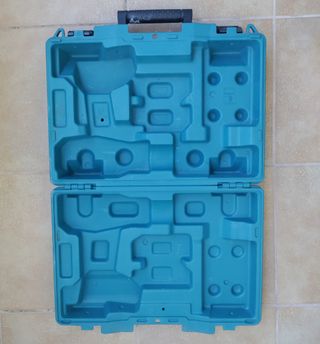 Caja Makita para taladro