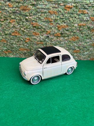 Fiat 500 – Escala 1:16 – Solido