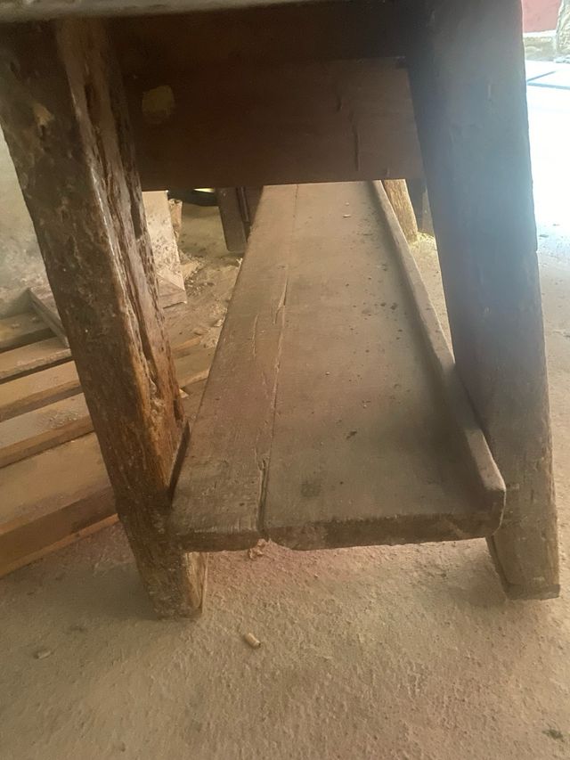 Banc antic de fuster Pi Melis de 1885