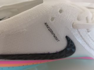 Nike Phantom Luna Elite FG PRO 

 42 Chuteiras