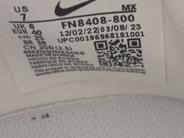 Nike Phantom Luna Elite FG PRO 

 42 Chuteiras