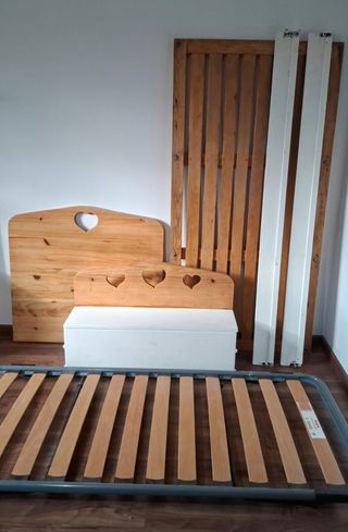 Cama 90 en madera maciza, hecha a mano