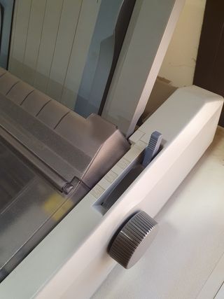 Impresora matricial Epson LQ-590