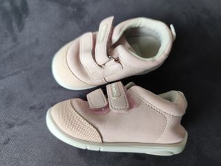 Zapatillas Titanitos Bebé Rosa talla 21
