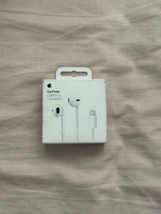 Auriculares EarPods Apple con conector Lightning