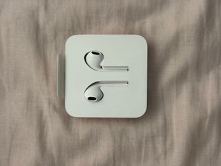 Auriculares EarPods Apple con conector Lightning