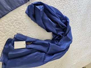 Fular seda azul largo nuevo sin estrenar 