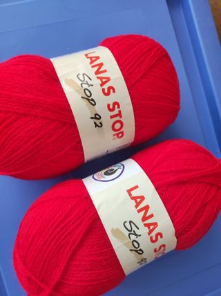 2 Lanas Stop 92 rojas - 100g