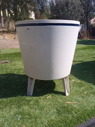 Mesa de jardín Hielera blanca - Nevera