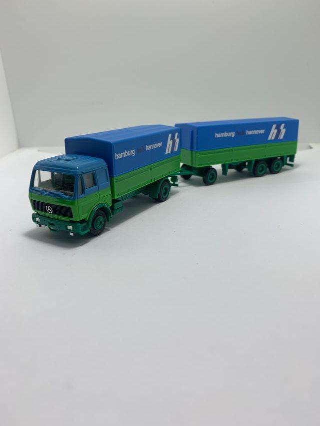 Mercedes Herpa escala 1/87