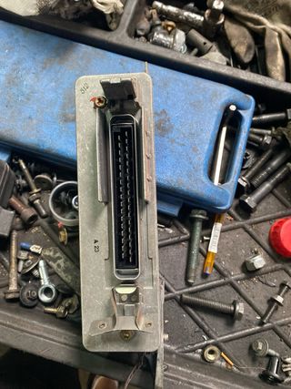 Centralita ABS BMW E30 Bosch