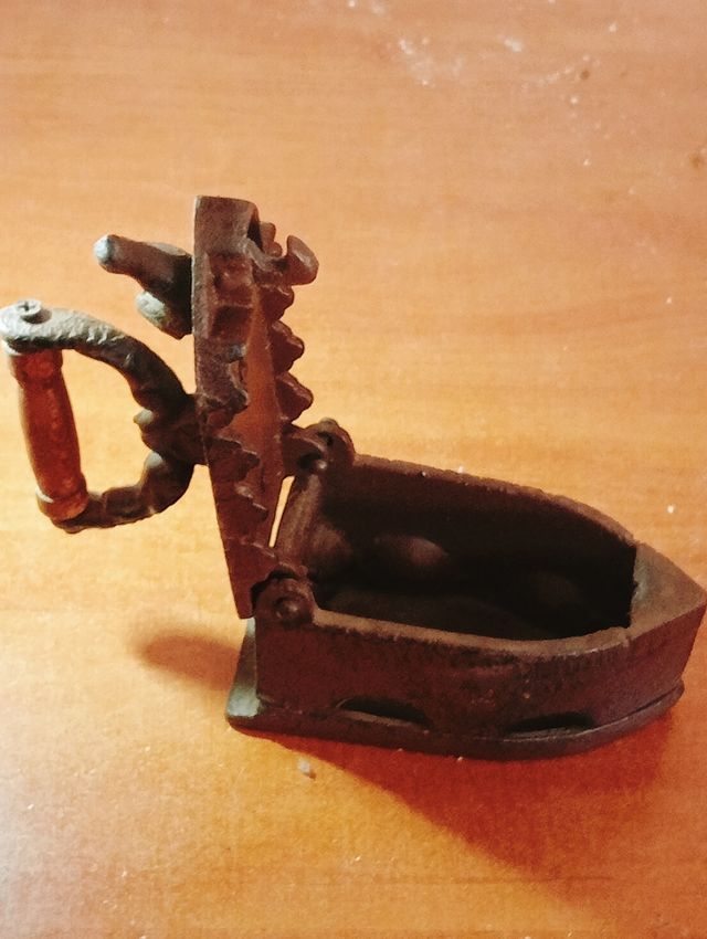 Plancha antigua de hierro: Decoración