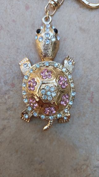 Llavero tortuga dorado con brillantes 