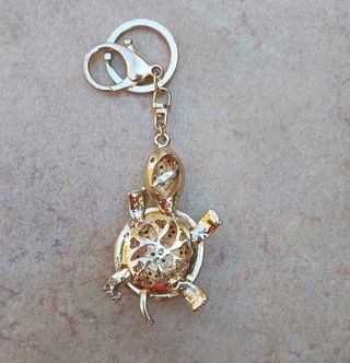 Llavero tortuga dorado con brillantes 