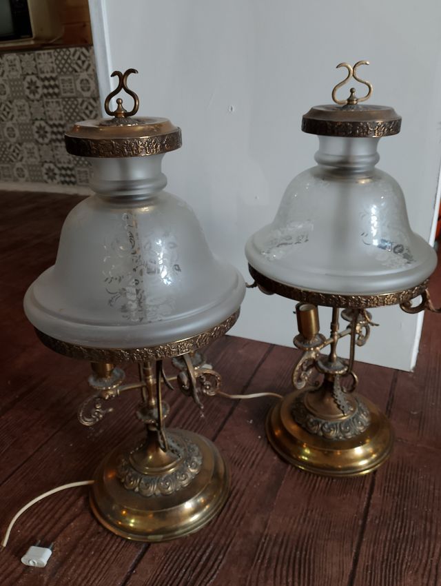 2 Lamparas antiguas latón cristal