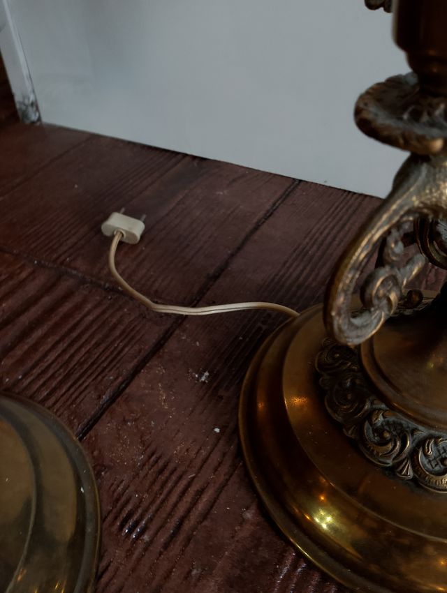 2 Lamparas antiguas latón cristal