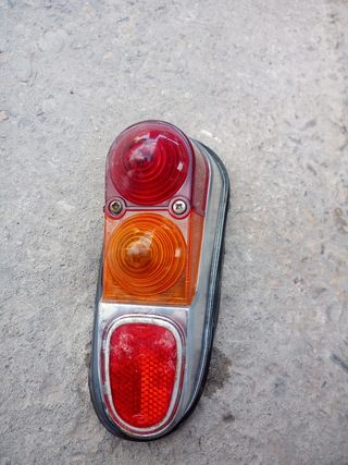 Piloto trasero Renault 4L