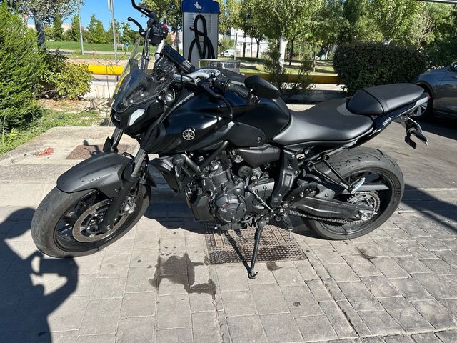 Yamaha MT-07 Negra Impecable