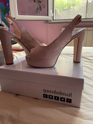 Tacchi Queen Helena beige