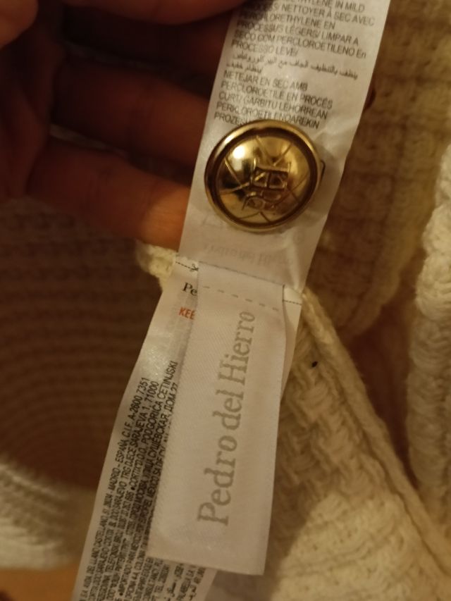 Chaleco Pedro del Hierro beige crochet nuevo