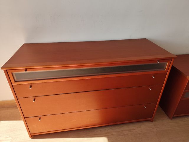 Cómoda 4 cajones madera marrón