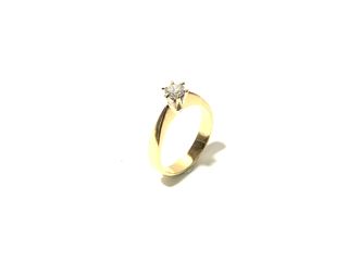 anillo oro 18k con piedra con diamante