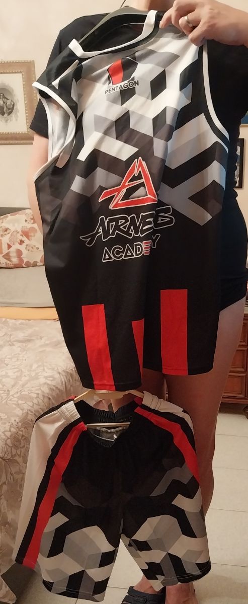 Completo Basket Academia: maglia e shorts