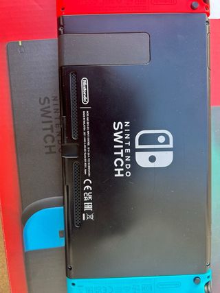 Nintendo Switch - Multicolor