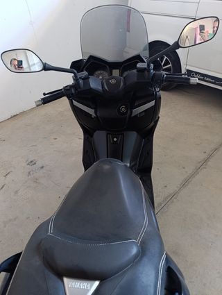 Yamaha X-Max 400 ABS 2015