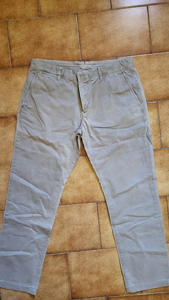 Pantaloni chino sabbia