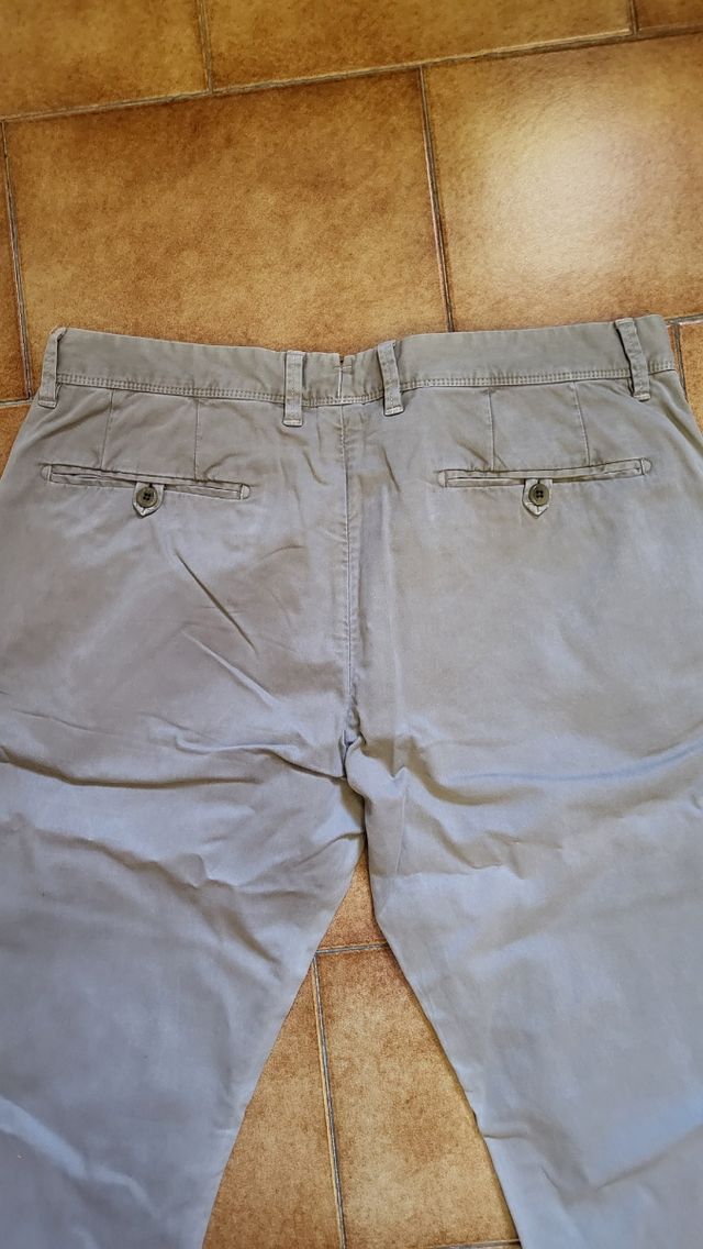 Pantaloni chino sabbia