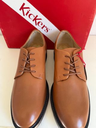 Zapatos vestir Kickers 39