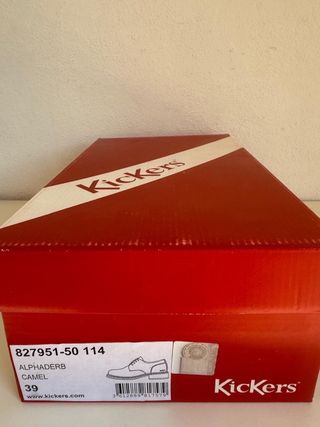 Zapatos vestir Kickers 39