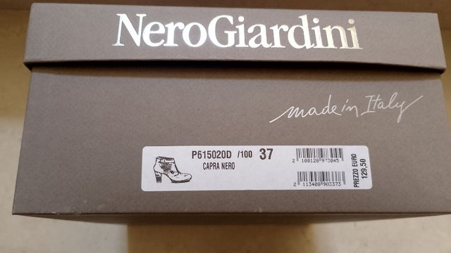 Nero Giardini - Stivaletti neri..