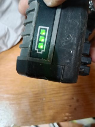 Cargador Batería 18V 4Ah