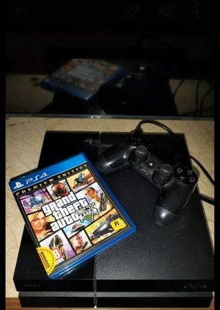 PS4 (PlayStation 4) + GTA V Premium
