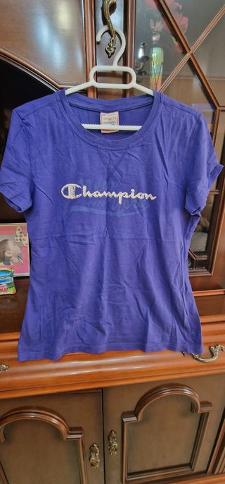 Camiseta Champion morada mujer